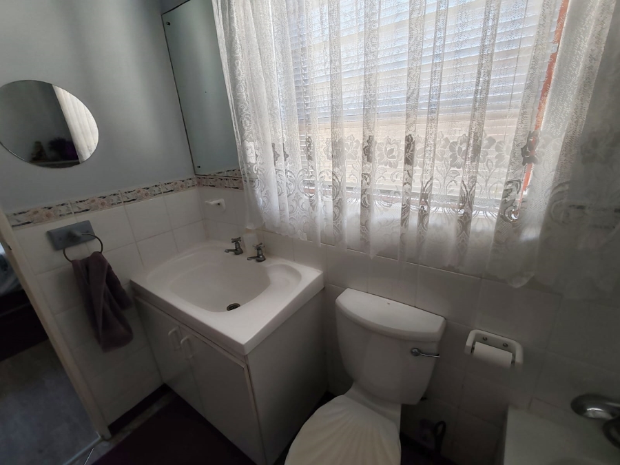 3 Bedroom Property for Sale in De Kelders Western Cape
